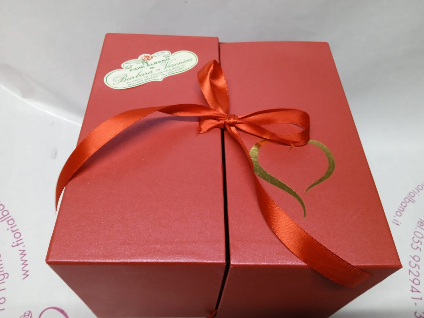 Scatola love rose e cioccolatini